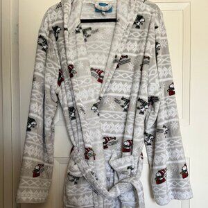 Peanuts Snoopy Winter Themed Fluffy Short Wrap Robe L/XL Hooded